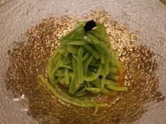 炝拌青笋丝-粤珍轩·家宴·广式茶点(新城广场店)