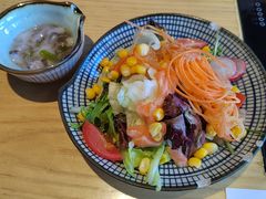 枝鲁海鲜沙拉-枝魯枝魯自助料理