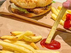 -必胜客(WOW中心城店)