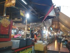 -马林夜市