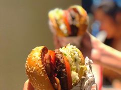 -The Habit Burger Grill 哈比特汉堡(复兴soho店)