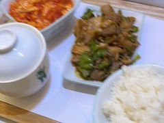 -老乡鸡(上海白玉兰广场店)