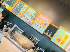 -星巴克(洛阳中州路王府井店)
