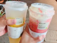 -奈雪的茶(湖滨银泰in77C区PRO店)