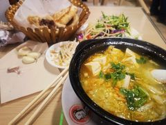 -闫家驴肉老店(华电一校店)