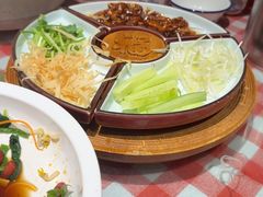 -老郑家东北春饼(龙悦居店)