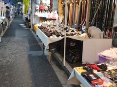 -吴山路夜市