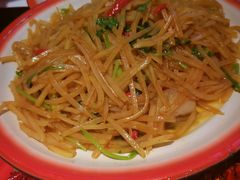 -思博半步颠小酒馆(梦时代店)