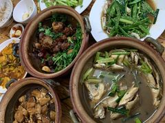 -海口滨海新村143号海南老字号炒菜店