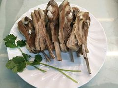 手抓羊肉-内蒙古牛羊肉特色美食(后海滨路店)