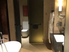 -广州天河希尔顿酒店