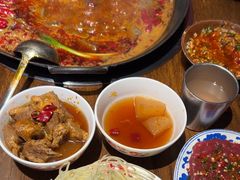 -萍姐火锅·公路夜市(武汉首店)