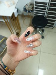 -尤米一站式美甲美睫