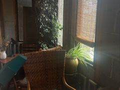 -斯多格书乡(北京大学畅春园店)