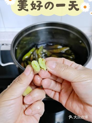 我曾经在青海吃过这样煮的大蚕豆,当时印象很深