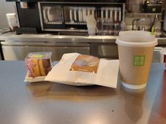 -奈雪的茶(松江万达店)