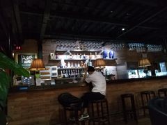 -红墙餐吧(大学城南亭店)