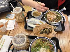 -云阿蛮云南生烫牛肉米线(奉贤路店)