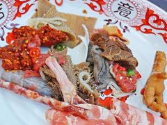 -馋虫重庆火锅(玉林南街店)