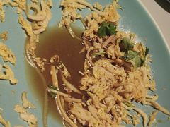 -八府香鸭·啫啫煲(华山路店)