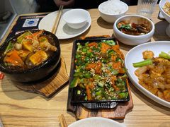 -小镇大厨新概念复合中餐厅(万达广场大连高新店)