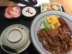 鳗鱼牛肉丼-牛気·越光米牛肉饭(水游城店)