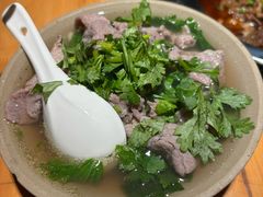 -大众跷脚牛肉馆·非遗传承单位(峨眉山店)