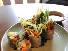 牛油果软壳蟹米纸卷-CHINCHIN 青青·泰国料理(万象食家店)