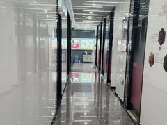 -武汉仁爱口腔(光谷店)