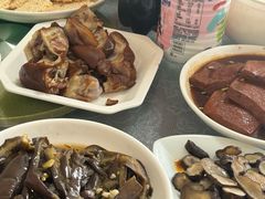 -山里人家土菜馆(茅山店)
