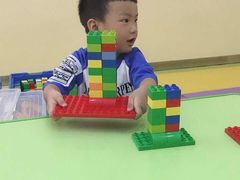 -瑞恩宝感统训练·语言提升·蒙氏托育中心