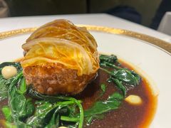 菜包狮子头经典招牌-食廬(浦东嘉里城店)