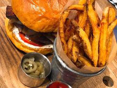 -ROAST coffee & eatery