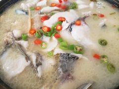 -溢心园香河肉饼总店