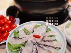 -沪小胖小龙虾(淮海中路旗舰店)