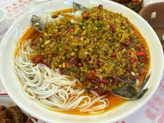 油浸鱼（四代）-堂瓦里·33年传统赣菜(第一街区店)