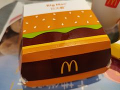-麦当劳(假日广场店)