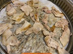 -佰烧海鲜烤肉火锅自助(世茂国际广场店)
