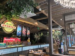 -野山舂·贵州现舂酸汤火锅(鸿通城店)