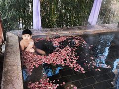 -国御温泉度假小镇