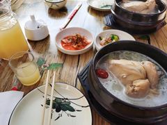 -长寿参鸡汤(朝韩风情街店)