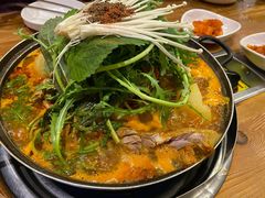 -喇喇排骨火锅·传统韩式脊骨汤(望京西园总店)
