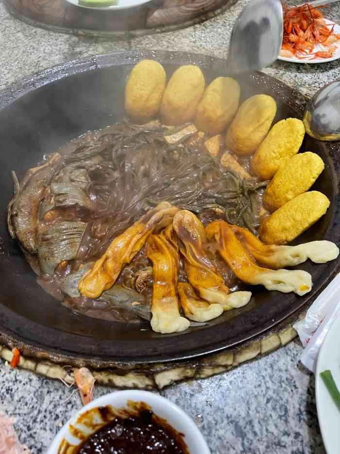 夏家大锅台炖鱼馆-"从北京和平东桥开车到夏家大锅台吃柴锅炖鱼.