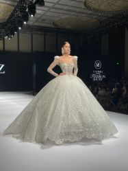 -Renee芮亦婚纱(原丽莎)