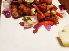 -老滇山寨•云南特色菜•地方菜•民族风情歌舞表演(金碧店)