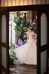 -喜爱高定婚纱摄影