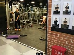 -一兆韦德健身(慧芝湖店)