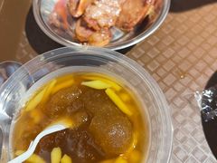 柳州槐花凉粉-柳州肥姨妈大骨螺蛳粉(江宁万达店)