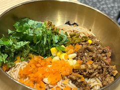-匠本米所·炸酱米线·潮汕小食(万象食家店)