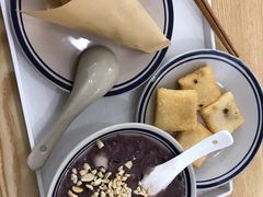-正南齐北·老街糯米团(洪崖洞店)